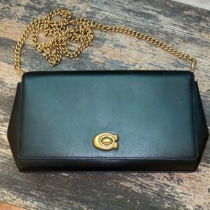 NWOT! COACH Clutch w/Chain